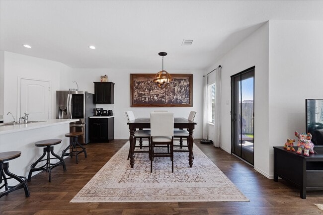 Building Photo - 21511 Violet Rdg Rd