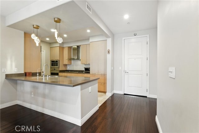 Building Photo - 403 Caruso Ave