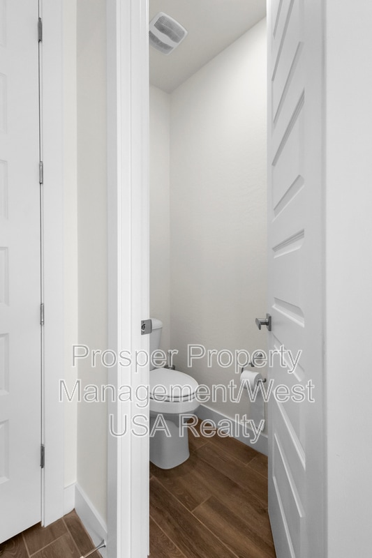 Building Photo - 21317 E Kingbird Dr