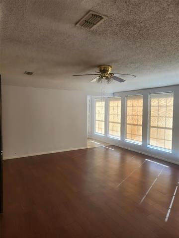 Building Photo - 321 N Cottonwood Dr