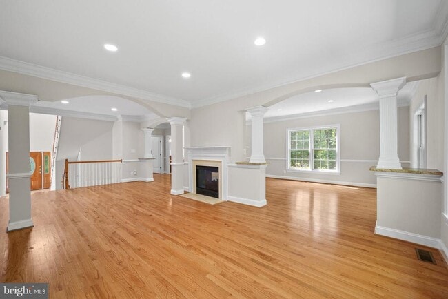 Building Photo - 1310 Forestwood Dr