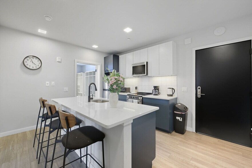 Building Photo - 1151 N 3rd St
