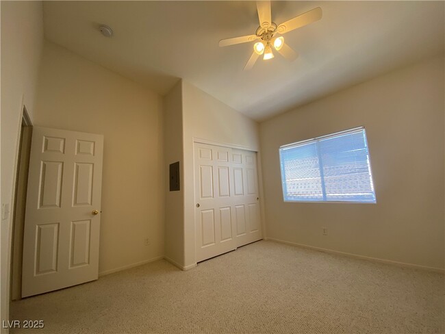 Building Photo - 2152 Jade Creek St