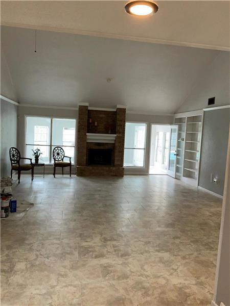 Building Photo - 614 Ellingham Dr