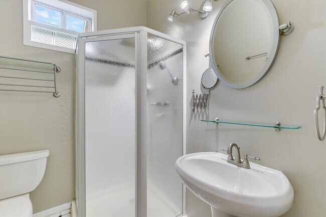 Building Photo - 4415 Avenue D