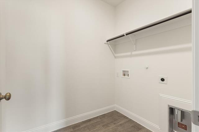 Building Photo - 324 Amenduni Ln