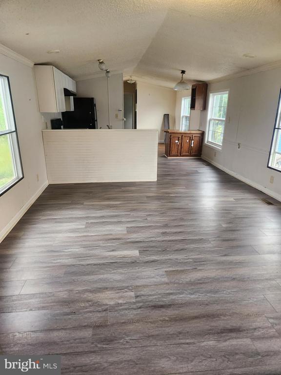 Building Photo - 121 Connector Rd