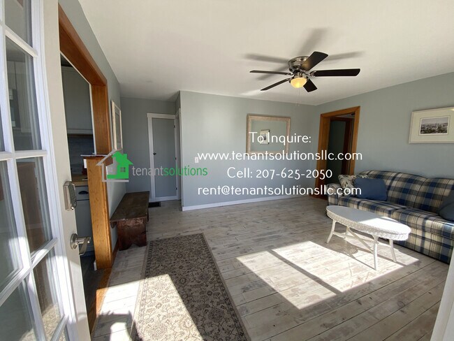 Building Photo - 19 Navy St