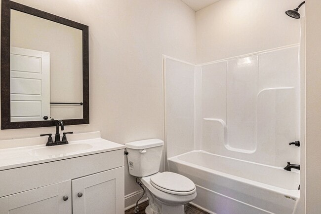 Building Photo - 550 Peachers Mill Rd