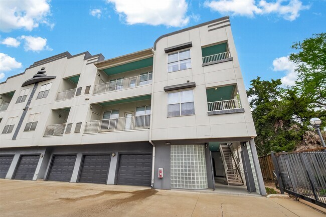 Building Photo - 1441 East St