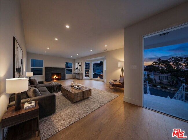 Building Photo - 5455 Harcross Dr