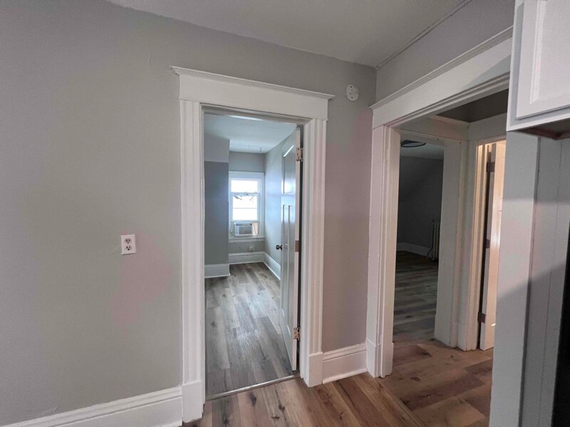 Building Photo - 3345 S 31st Ave