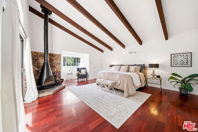 Building Photo - 4115 Laurelgrove Ave