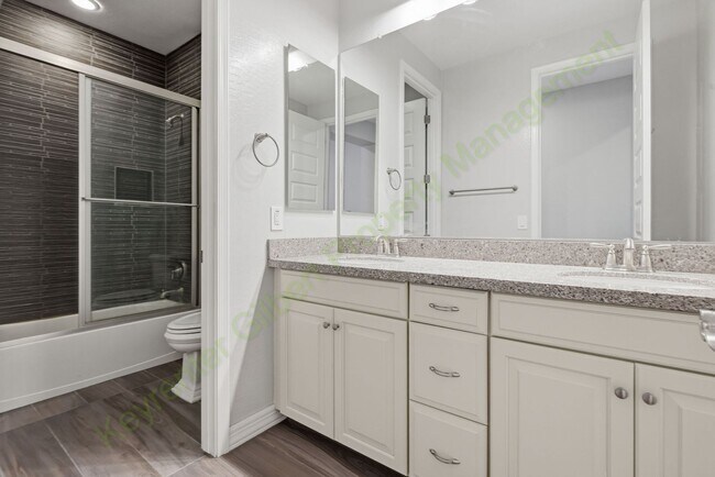 Building Photo - Stunning Gilbert Home in Morrison Ranch – Modern Living in a Prime Location!