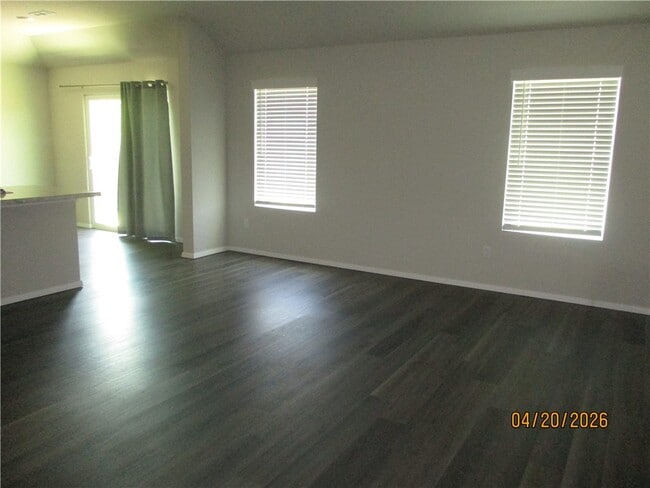 Building Photo - 904 S Excelsior Dr