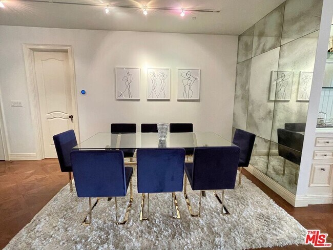 Building Photo - 10660 Wilshire Blvd