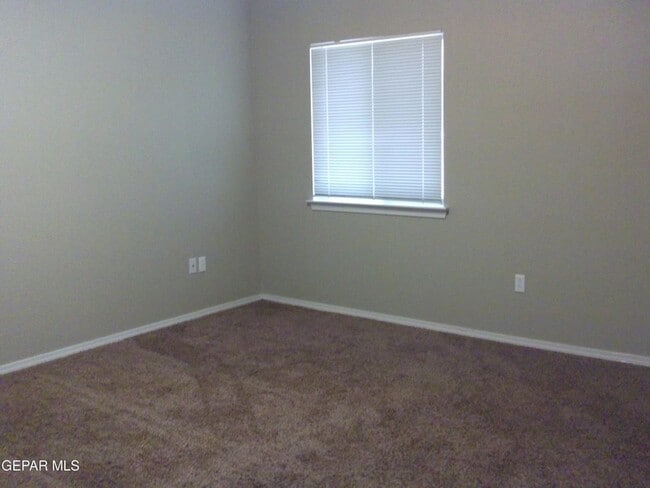 Building Photo - 3485 Dana Grey Dr