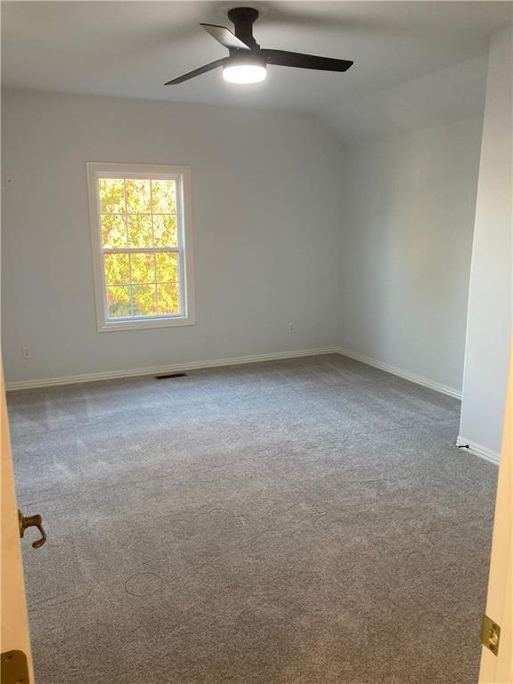 Building Photo - 420 E New Hope Rd