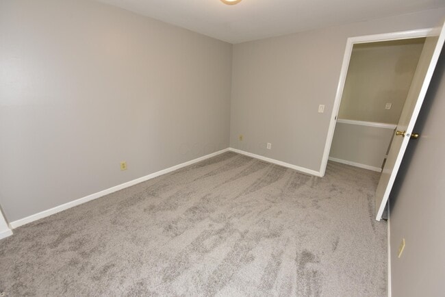 Building Photo - 1030 Galliton Ct