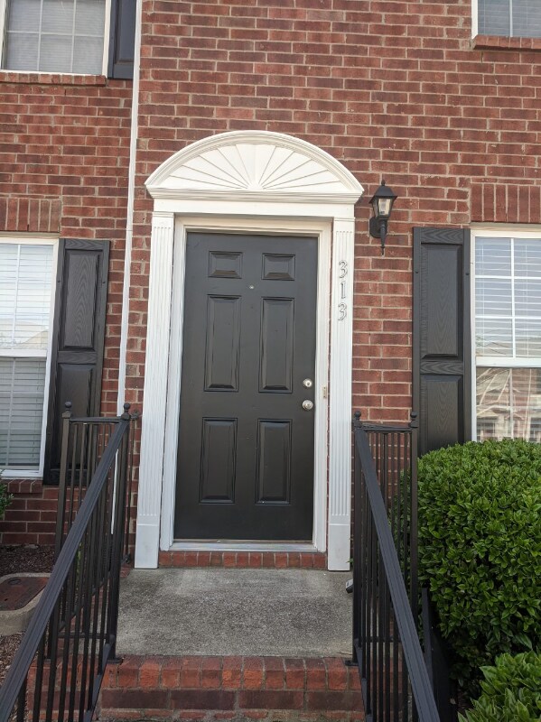 Building Photo - 313 Stewarts Landing Cir