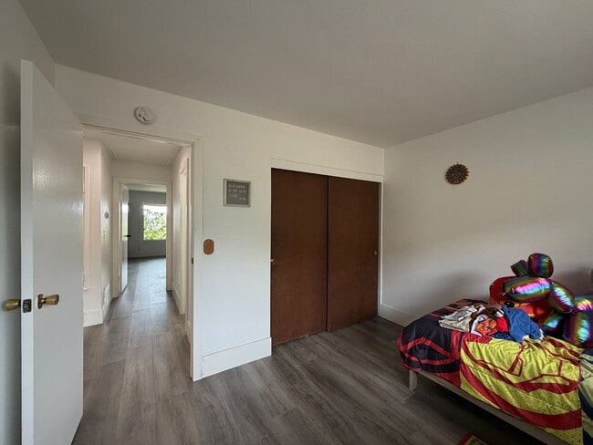 Building Photo - 3668 28th St E