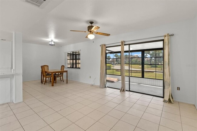 Building Photo - 5628 Linksman Pl