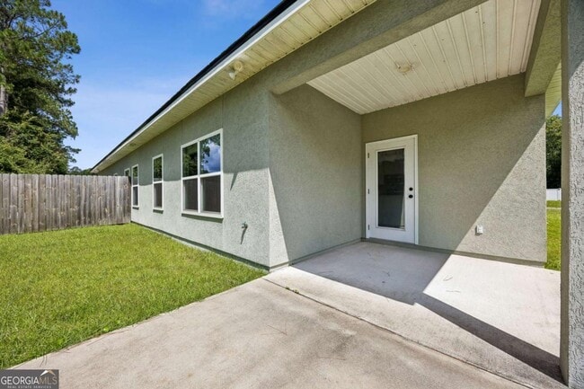 Building Photo - 326 Gary Cir