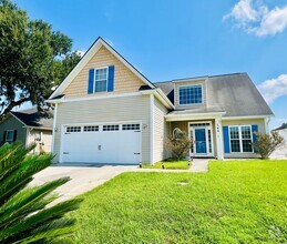 Building Photo - 4 bed 2.5 bath home!