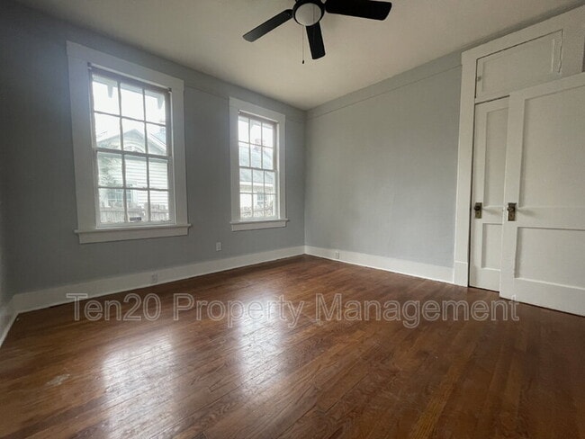 Building Photo - 1223 Owsley Ave