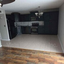 Building Photo - 737 N Hite Ave