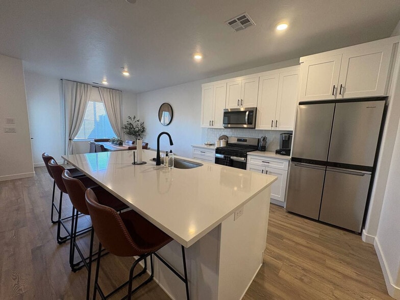 Building Photo - 1751 Ripple Rock Dr