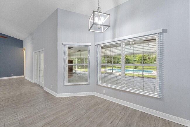 Building Photo - 11224 Tangerine Blvd