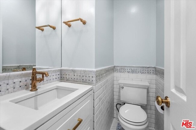 Building Photo - 9683 W Olympic Blvd