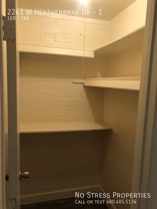 Building Photo - 2241 W Heatherbrae Dr