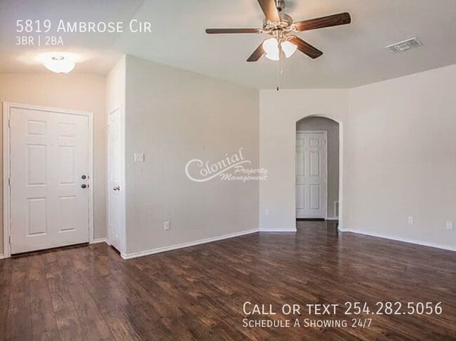 Building Photo - 5819 Ambrose Cir
