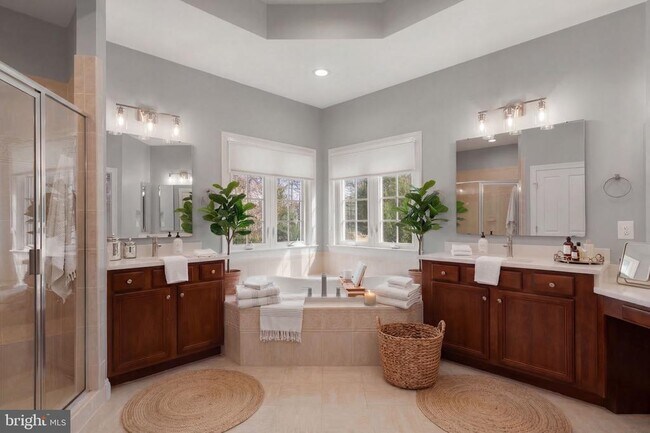 Building Photo - 9185 Topaz St