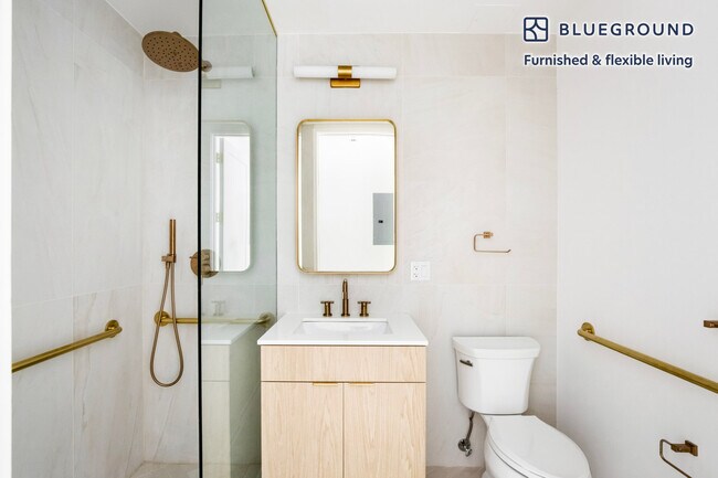 Building Photo - 285 Kingsland Ave