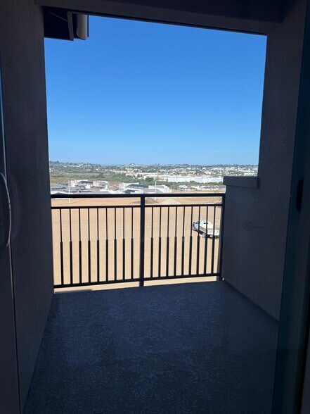 Building Photo - 424 Bunsen St