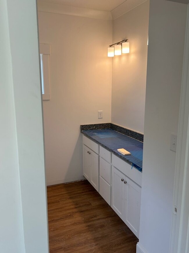 Building Photo - 4 Bedroom New Construction, 1 mile from Campus and Downtown