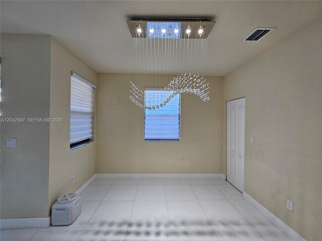 Building Photo - 23991 SW 114th Ct