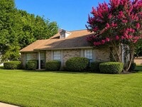 Building Photo - 1508 Finley Dr