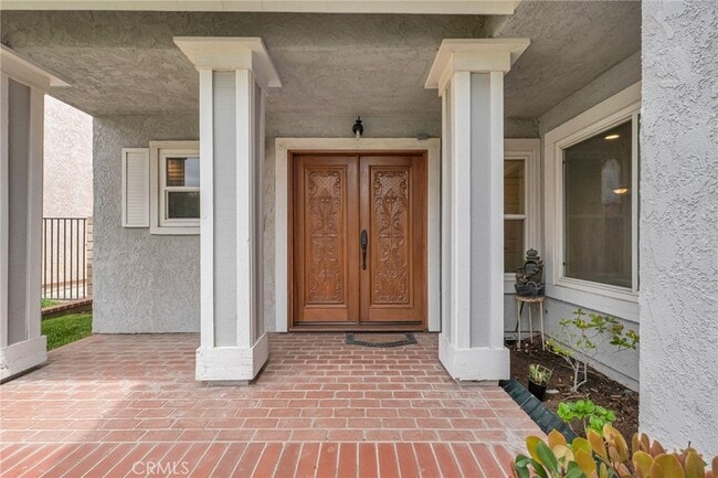 Building Photo - 12160 Crystal Ridge Way