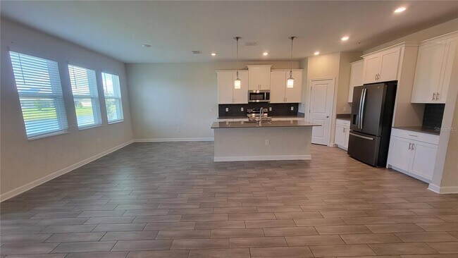 Building Photo - 2945 Nottel Dr