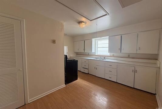 Building Photo - 1617 Maple St