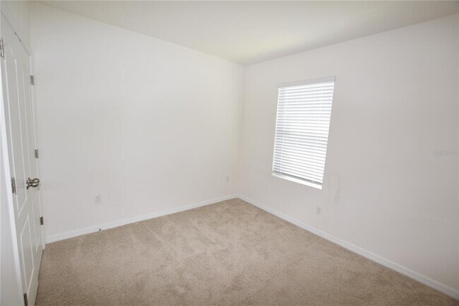 Building Photo - 946 Shady Tree Ln