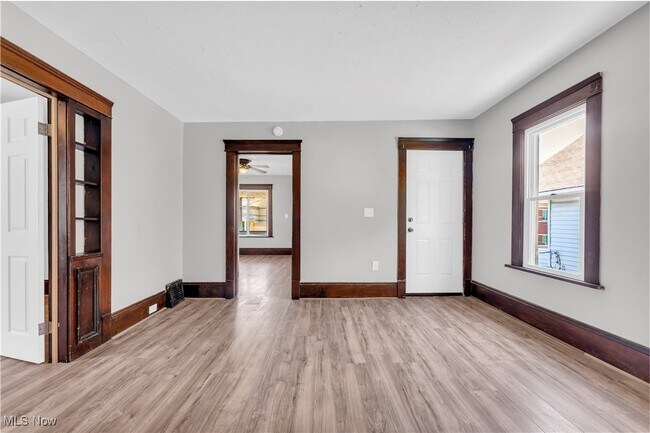 Building Photo - 7902 Halle Ave