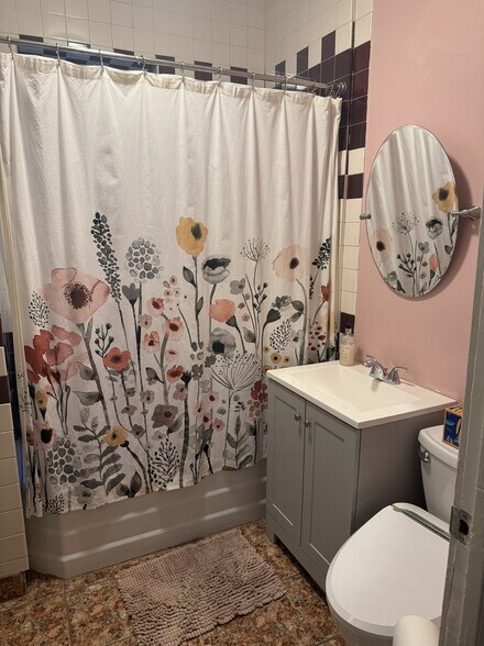 Building Photo - 1614 W Wallen Ave