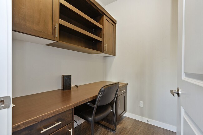 Building Photo - 4192 E Esperanto St