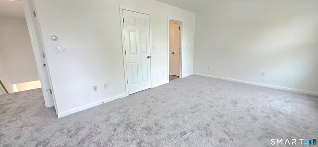 Building Photo - 274 Bridgeport Ave