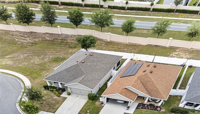 Building Photo - 522 Pentas Ln